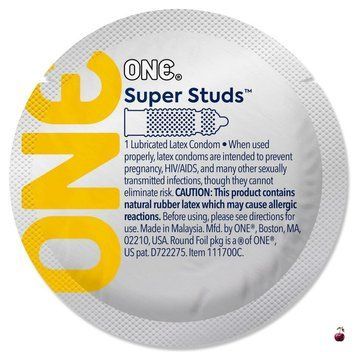 Презервативи ONE Super Studs, натуральний латекс, з точковим рельєфом SX0777 фото