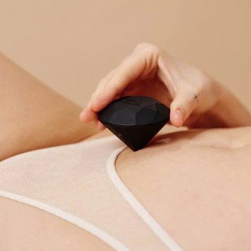 Вібратор для клітора Bijoux Indiscrets Diamond у формі алмазу, чорний, 6,5 см 0388 B фото