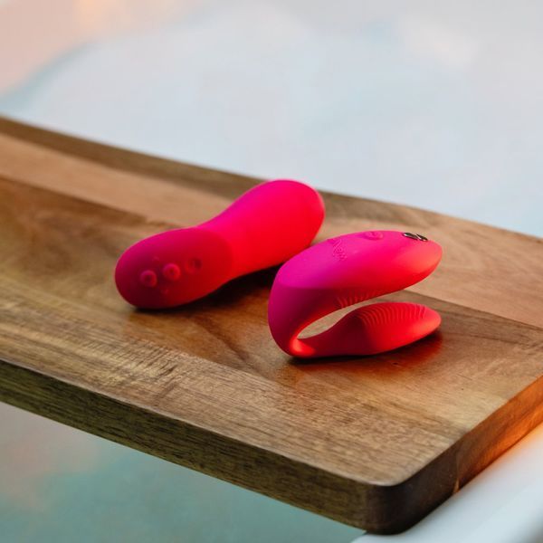 Вібратор для пар We-Vibe Chorus Pro Electric Pink з пультом і додатком, рожевий SNSP1SG3 фото